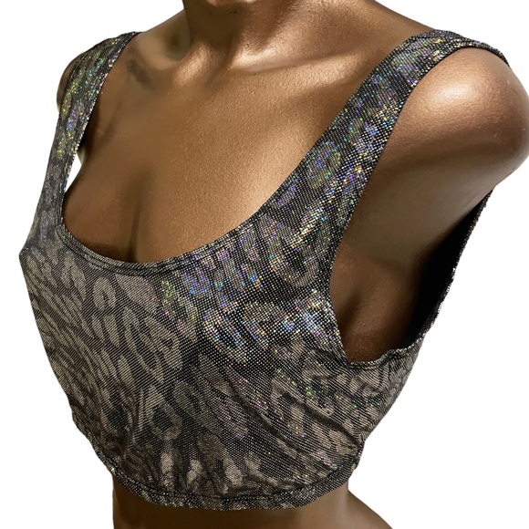 Solemio LA Holographic Top - Picture 7 of 11